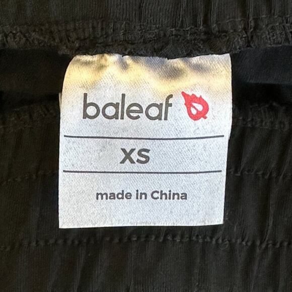 NWT Baleaf Athletic Shorts Womens XS Black Stretch Drawstring Bermuda Athleisure - Picture 6 of 7